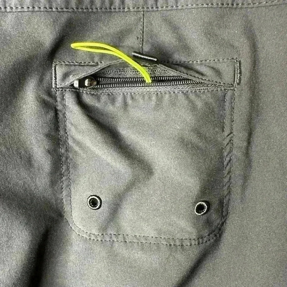 PrAna Silvana Black Unlined Stretch Boardshorts size large - Picture 3 of 5